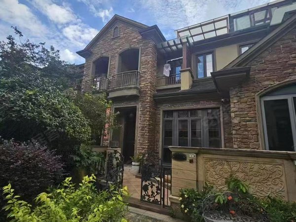 深圳龙华民治莱蒙水榭山深圳北站 独立别墅 5层内电梯房 700积 带花园