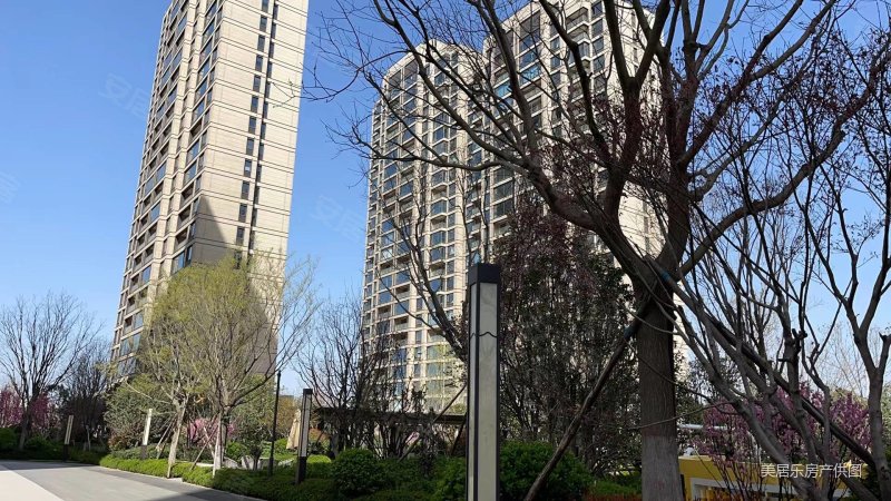 急售沣河旁地铁口沣水云岭大横厅三室两卫精装修