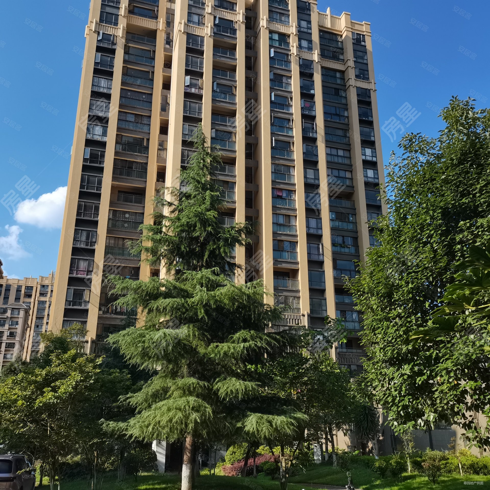 万辉星城蓝山郡