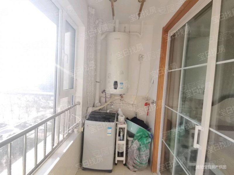 南环路玉泉苑中间楼层两个车位储藏室不冲不挡满二