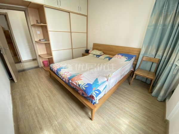 【多图】中海悦公馆,区政府租房,吾悦广场,精装三房.