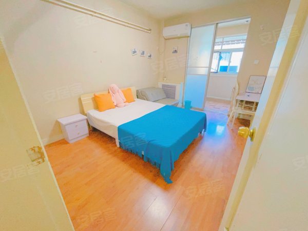 精装小公寓全女生体育场郑州市人民医院健康路夜市