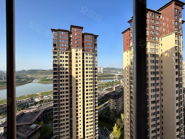 达州渠县东城半岛新区科华君悦湾君悦湾b区精装三房一卫出租,16000