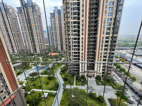 漳州台商投资区角美万达广场海投东湖城角美东湖城精装两房出租 家具