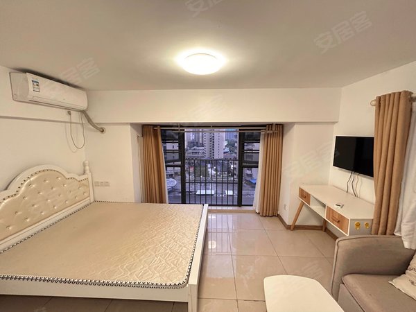 福州闽侯甘蔗万家广场万家精装端头单间 采光足 很通透 设备齐全 多套