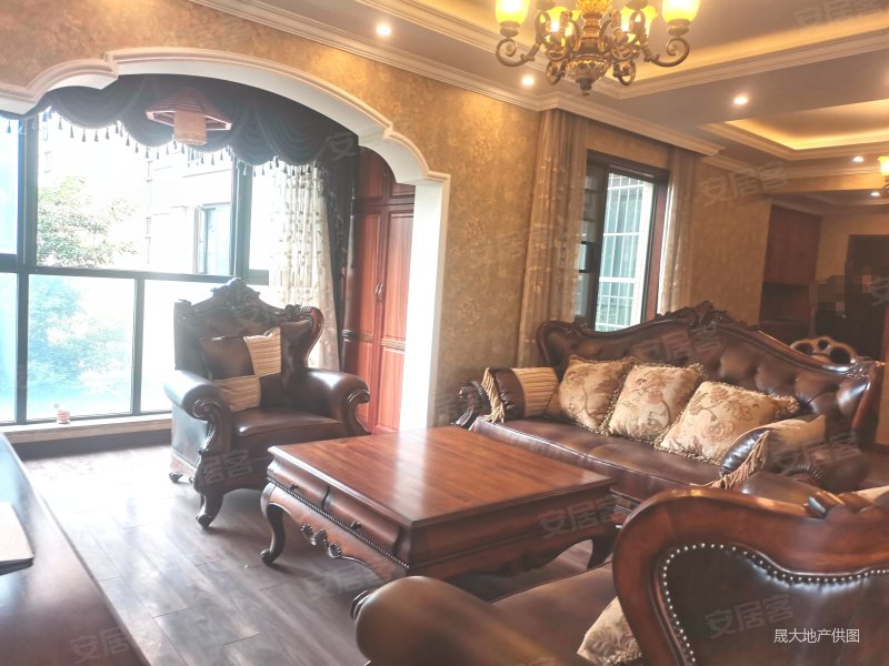 中坝地铁口 时光俊园 精装套三双卫 南北通透 急售可刀