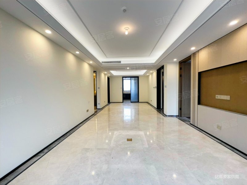 现房 新城吾悦   140平210万文兴路漪汾街 吾悦广场旁