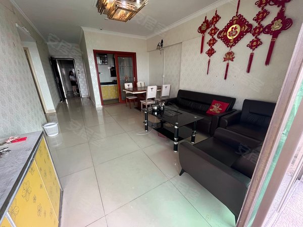 深圳宝安沙井田园居沙井田园居家三房高楼层家电齐全通风采光视野好