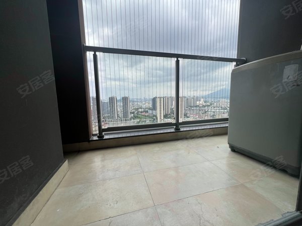 【多图】京基御景印象二期,坪山租房,创新广场旁,京基御景印象,一房一