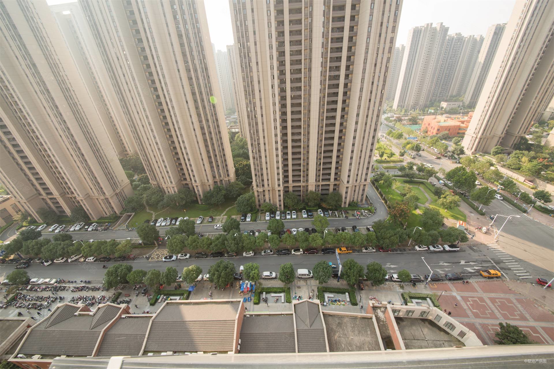 万科森林公园御庭3室2厅1卫87.05㎡南北221万