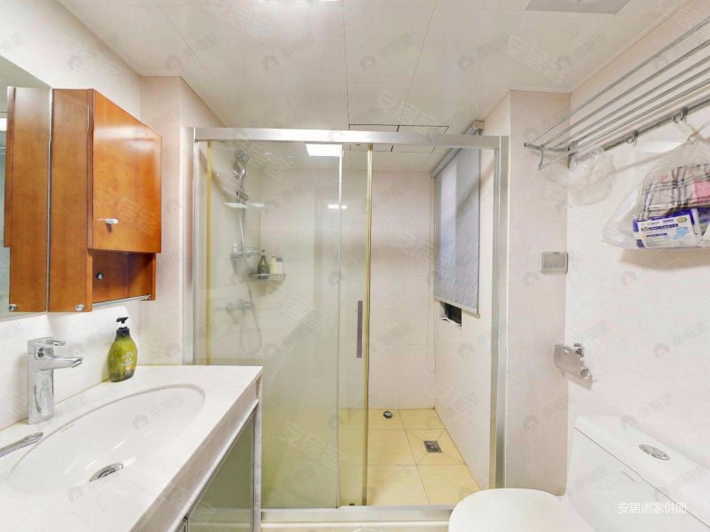 单层九十八平 精装自住 人文社区不可居无竹,中天金海岸二期俊仕苑