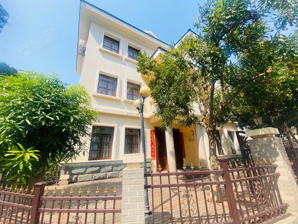 南宁青秀柳沙青秀山庄(别墅)(青秀山下别墅) 青秀山庄8房3卫 可办公