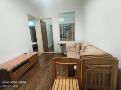 深圳福田石厦急租价格可谈，福田平安中心区石厦地铁口精装修两房，拎包入住！出租房源真实图片