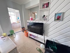 庆阳西峰西峰城区四中附近！精装正规2居室！出租房源真实图片