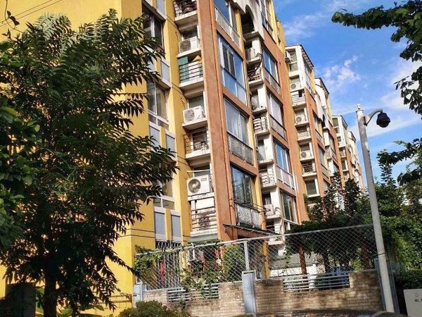 北京大兴旧宫育龙家园旧宫镇 育龙家园主卧带阳台 房子干净人少 底