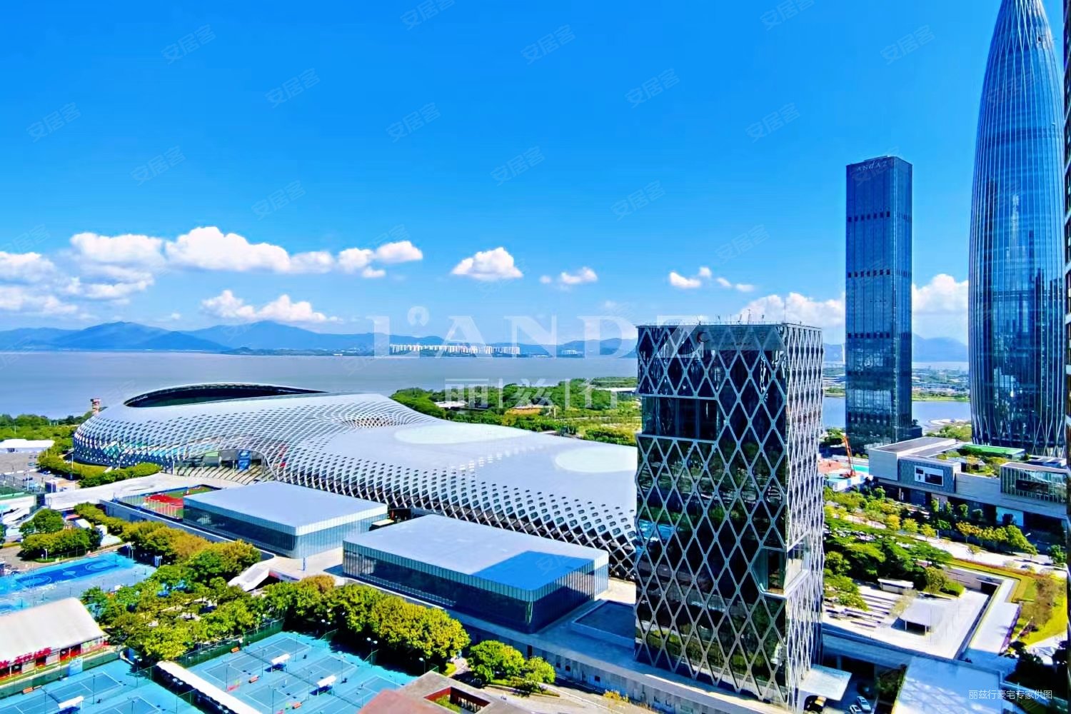 华润深圳湾悦府(一期)4室2厅3卫248.99㎡南北0万