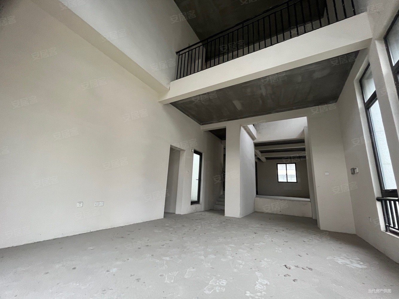 龙辰紫园新出性价比高在售赠送80平满2年