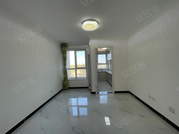 北京大兴庞各庄隆兴园二里隆兴园二里 1室1厅1卫 电梯房 精装修 65平