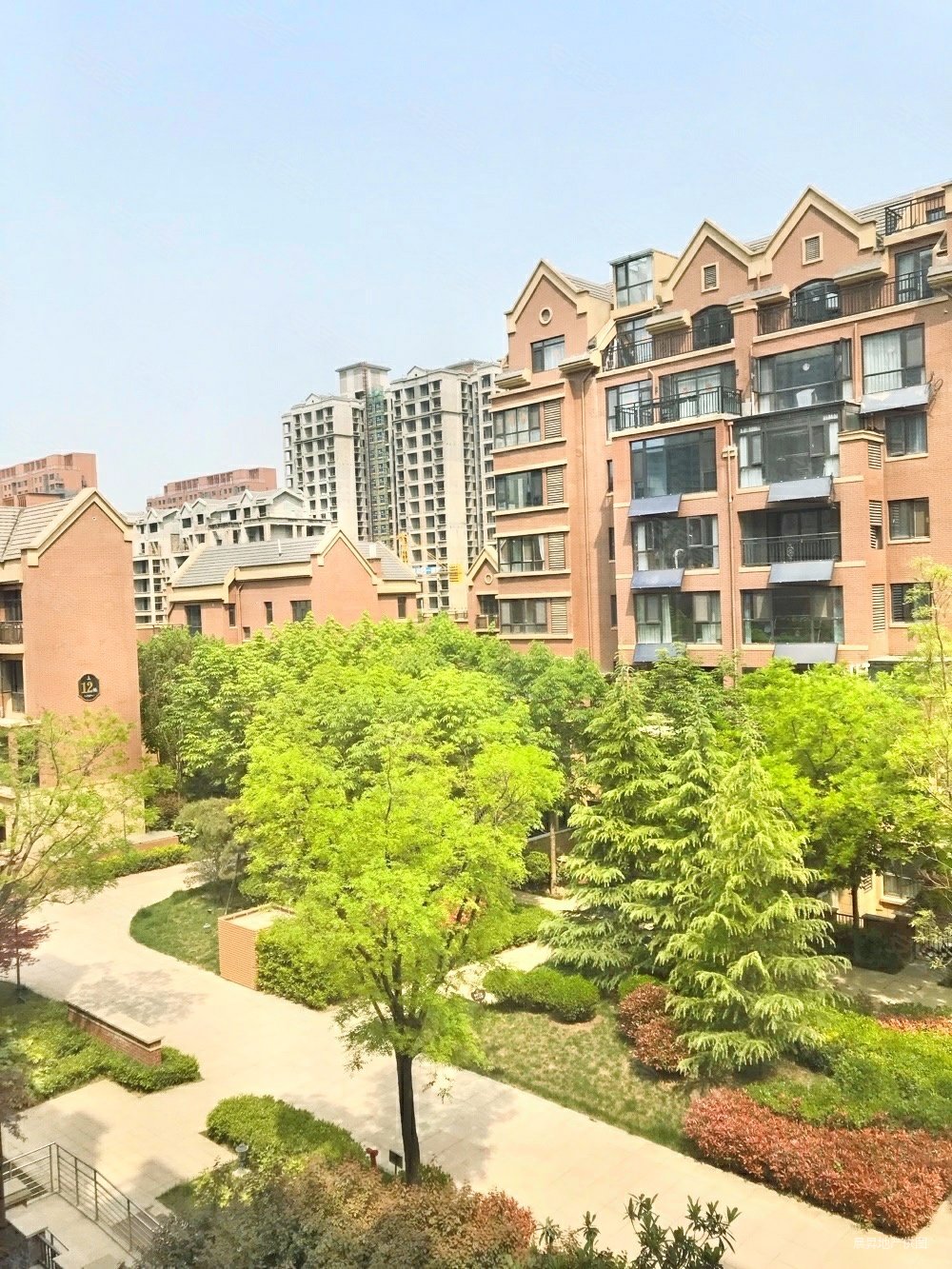 山水香堤溪墅3室2厅2卫154㎡南北325万