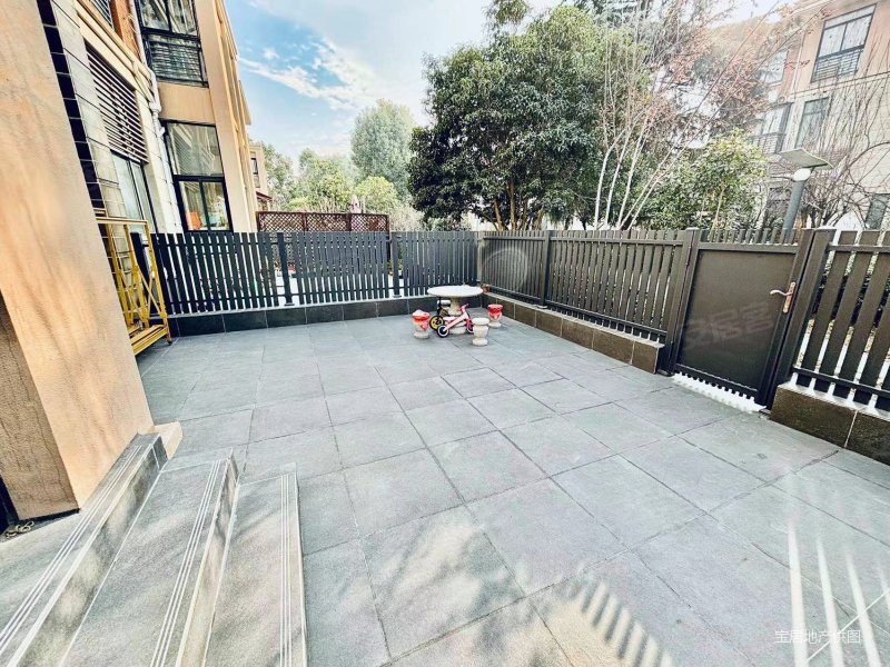 上海房产网>上海二手房>松江二手房>松江新城二手房>原野花园>800_600