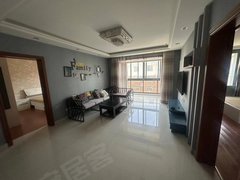 兴化兴化市区市场路上海城电梯5楼三房两卫 押一付三 拎包入住1800一个月出租房源真实图片