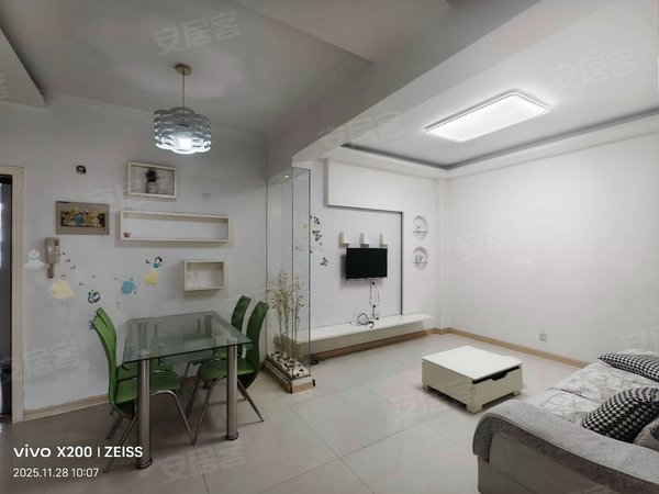 蚌埠禹会张公山瑞成小区A区瑞城小区电梯房两室家具家电齐全1100元有钥匙随时出租房源真实图片