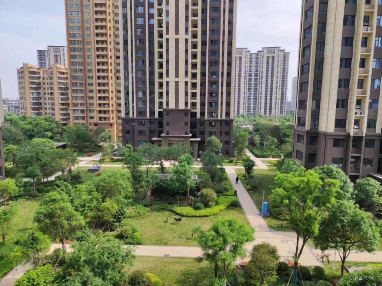 伊滨11300平南北翡翠庄园毛坯热卖