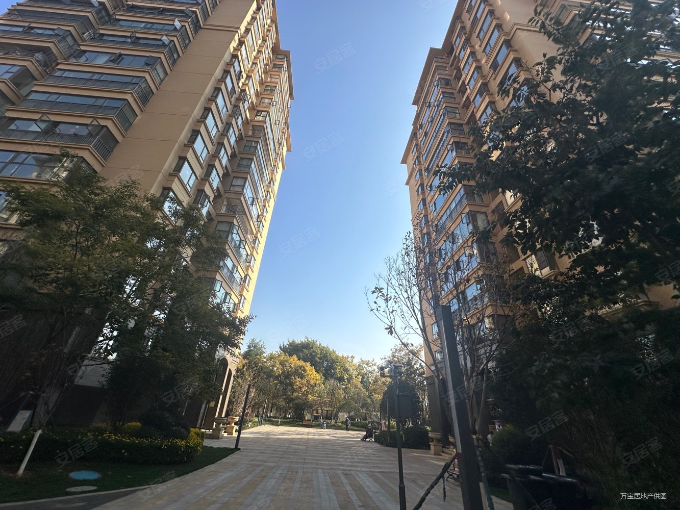 特惠来袭螺蛳湾旁 地铁口 单价5000起 精装带车位房东急售,实力锦云府