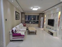 喀什喀什市喀什城区阳光小区C区，三室两厅一卫，精装修，领包入住，带空调出租房源真实图片