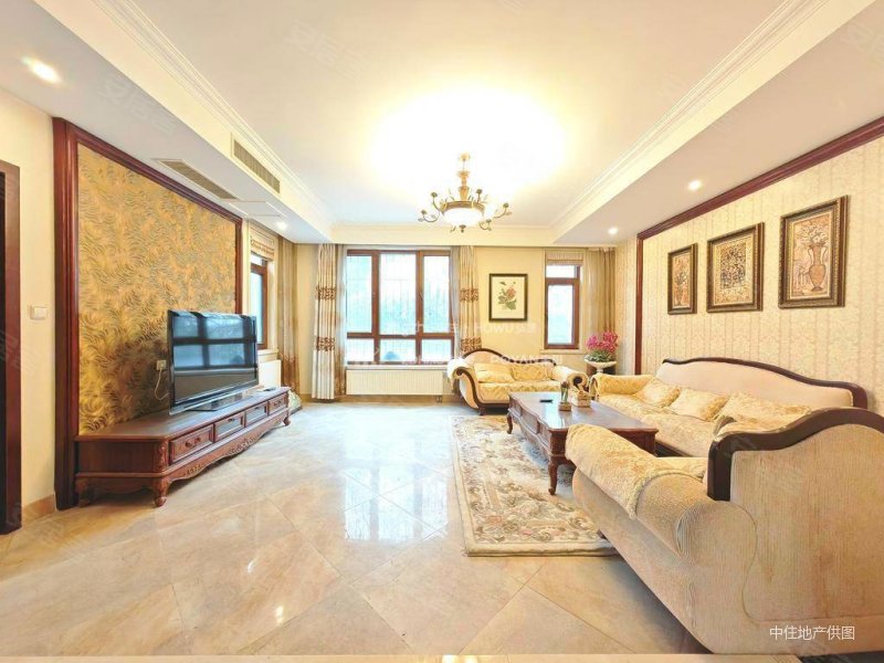 国华东方美郡(别墅)7室2厅3卫284.64㎡南北1400万