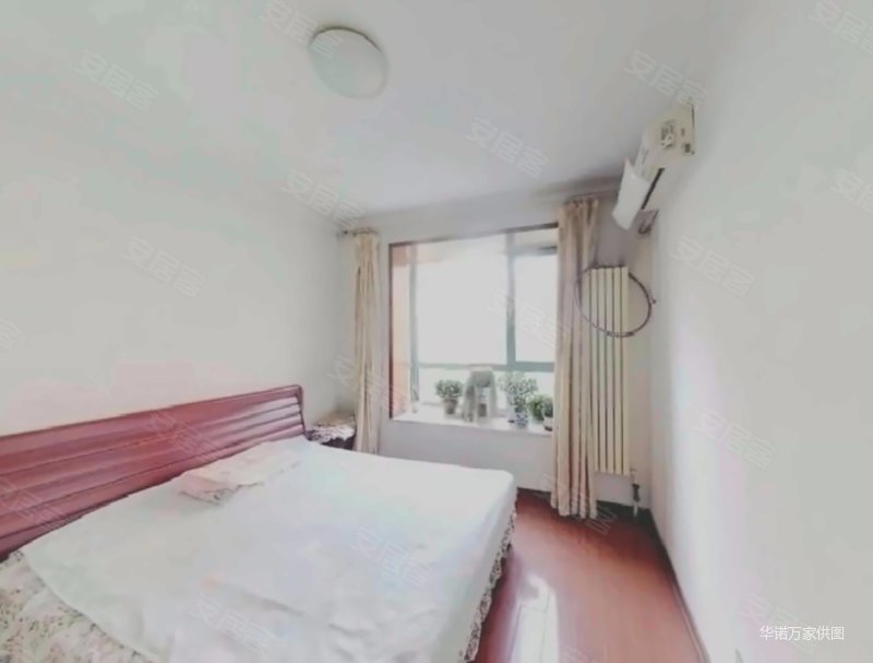 全明户型大三居!随时看,现代逸居二手房,135万,3室2厅,2卫,139.