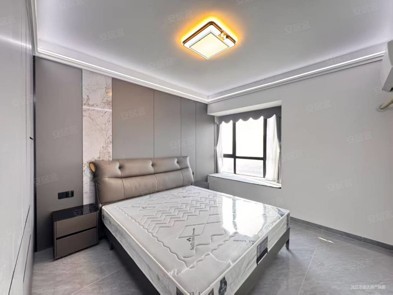 湖景新外滩3室2厅2卫115㎡南62.8万