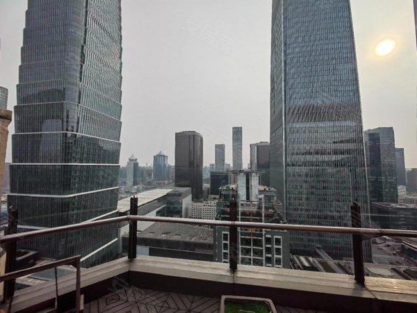 北京朝阳国贸国贸公寓保真 国贸嘉里公寓 次顶层复式全套房大三居 带
