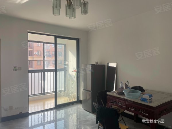 心圆东苑 南北通透 精装修 满五带电梯 产权清晰 2号线川沙