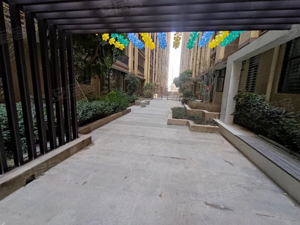 揭阳普宁南平路阳光城(普宁)南园阳光城小区,电梯二房一厅,带厨房阳台