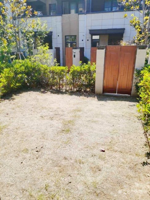 大阳山联排别墅425w南北通透泉山39看房方便