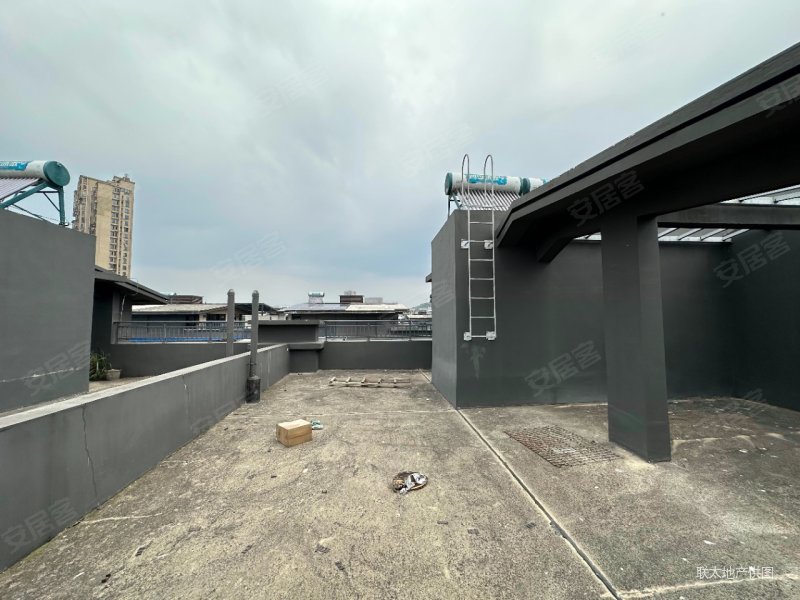 卓越青竹湖二手房,215万,4室2厅,3卫,167平米-长沙安居客