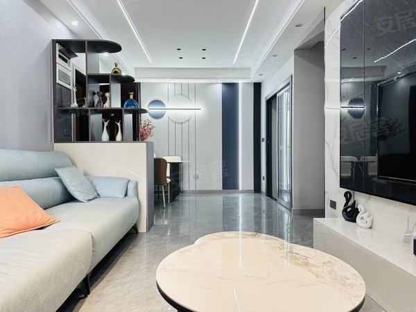 重庆永川兴龙湖永川协信中心兴龙湖旁!协信中心,全新装修,拎包入住!