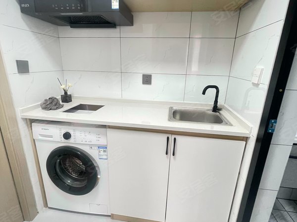 苏州姑苏姑苏城区皇宫后无中介 临顿路地铁口 房东