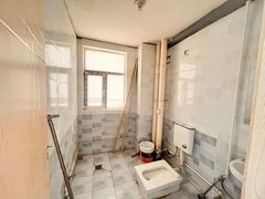 西宁城东南山东路城东万达五医院旁港欧东方花园三室空房急租 可出租房源真实图片