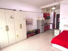 秦皇岛海港人民广场和苑小区，精装修一室一厅，拎包入住，13楼，1000月出租房源真实图片