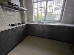 怀化鹤城城东二医院旁康馨花园精装3房拎包入住黄金2楼出租房源真实图片