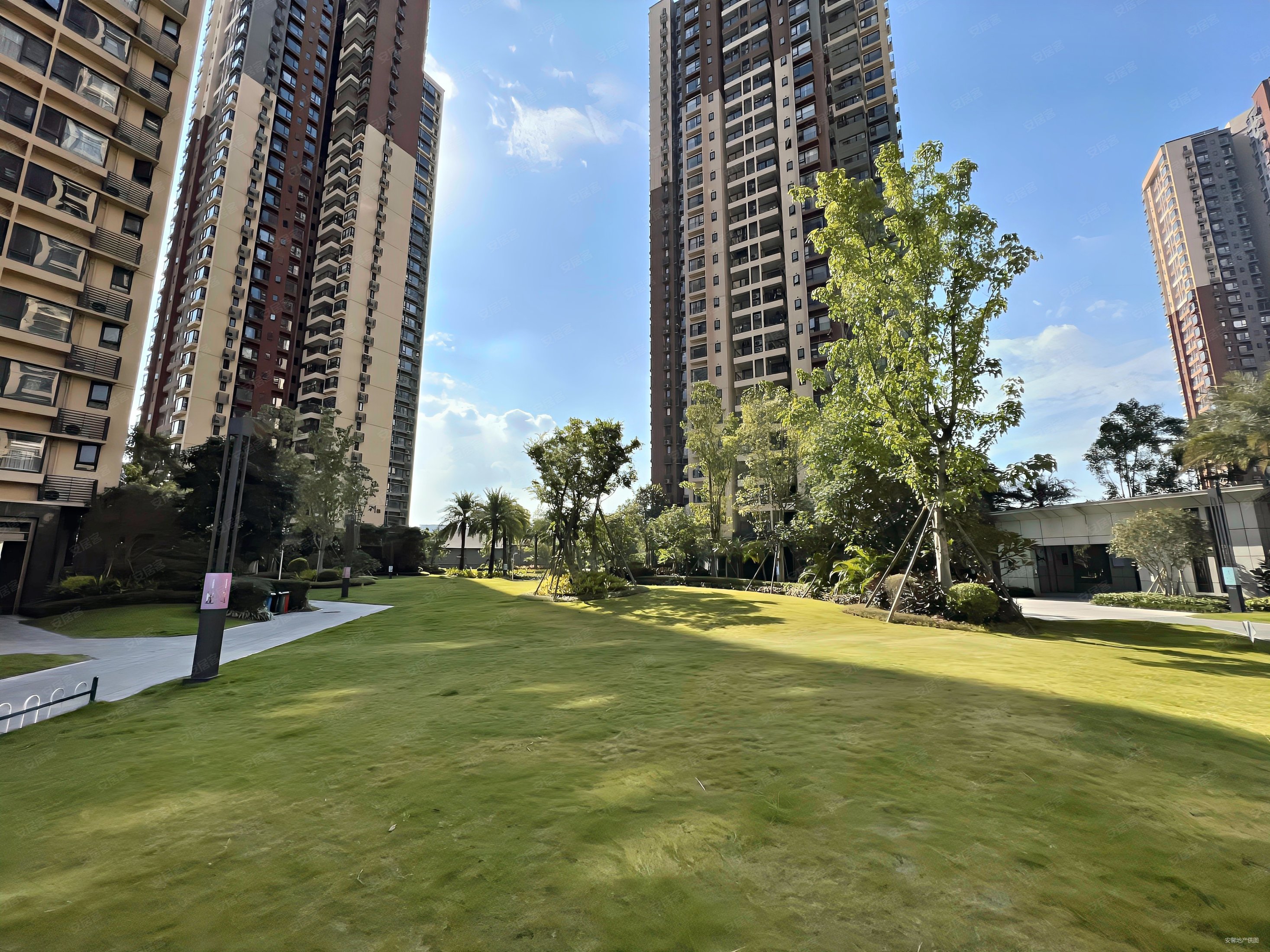 230w高埗万科第五城四房家私家电齐全东南向楼层好