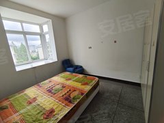 川农新校区内研究生公寓马上换新床安空调