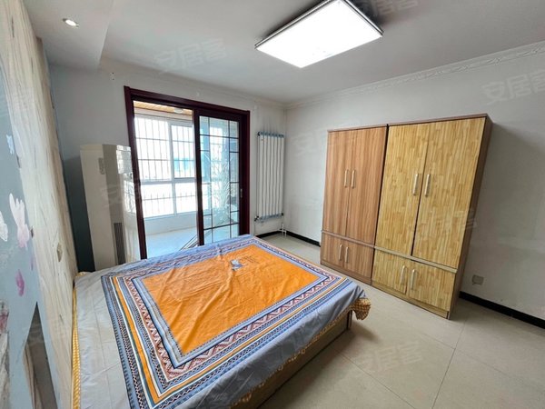 纺织城地铁口华阳城唐都医院城东客运站无中介直租精装