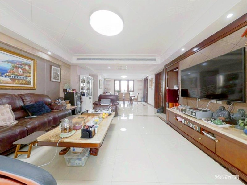 鲁商蓝岸丽舍(曦园)3室2厅2卫164.82㎡南北576万
