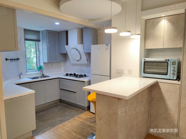 园景苑1室2厅1卫76㎡南北835万