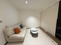 玉溪红塔时代广场一小四中平 58平精装一室一厅 第一次出租 看房随时出租房源真实图片