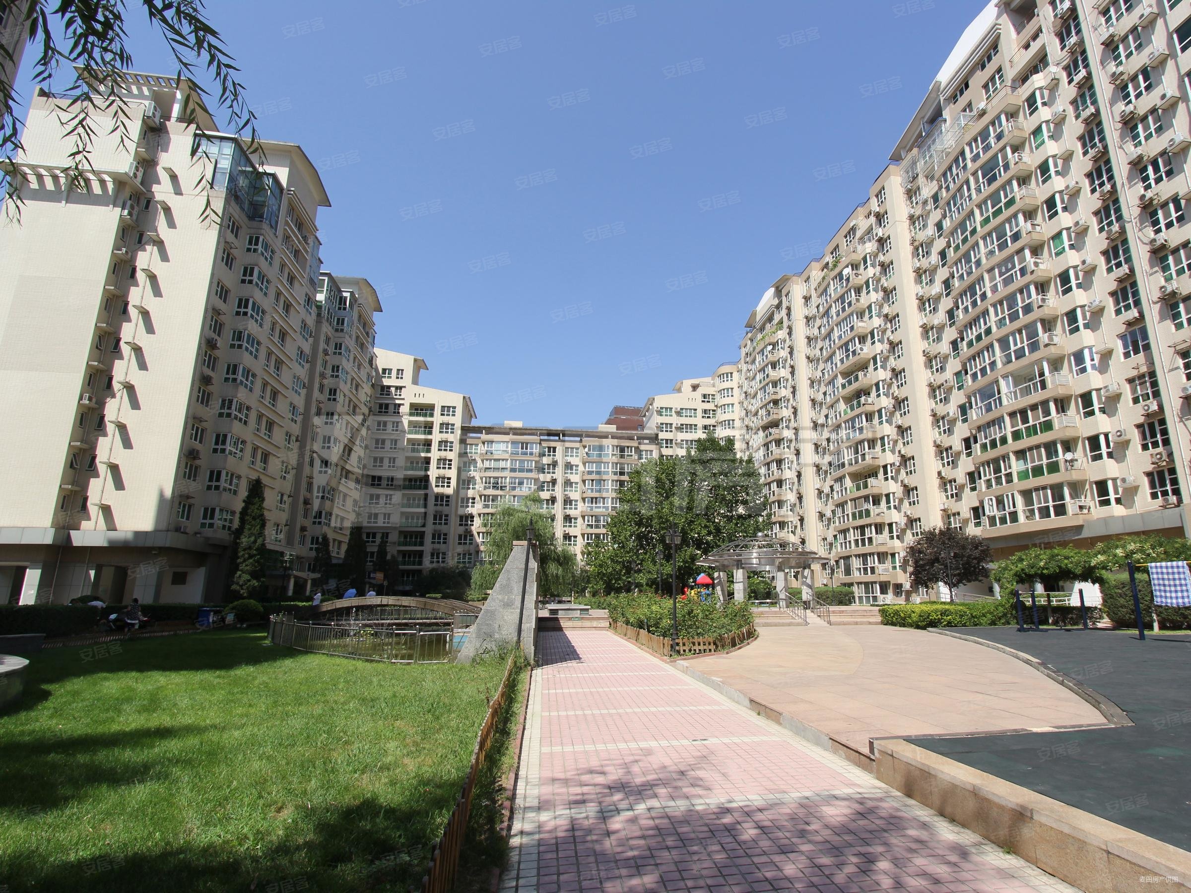 嘉铭桐城(a区)3室2厅2卫159㎡南北1548万