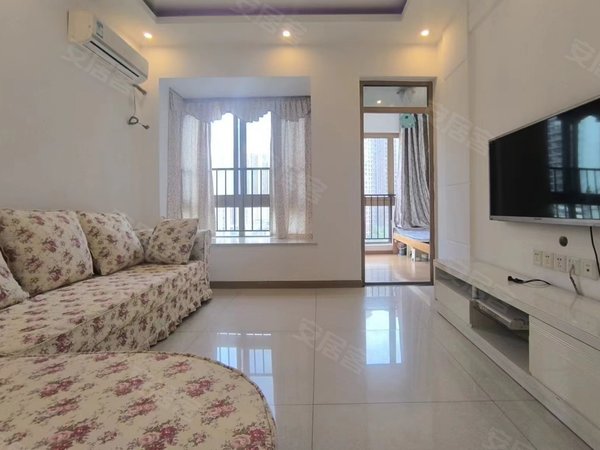 重庆沙坪坝沙滨路华宇金沙时代北苑肿瘤医院旁 精装两室 家电齐全